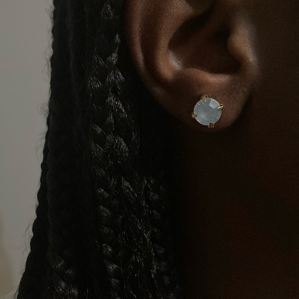 Blue diamond artificial earrings